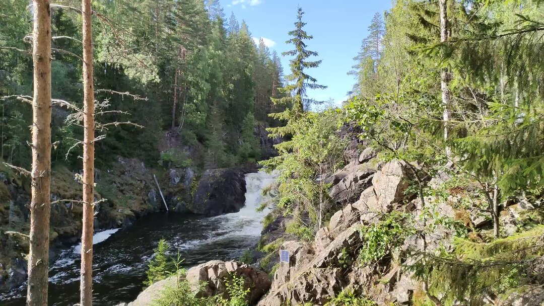 Красивые места в Карелии водопад Кивач