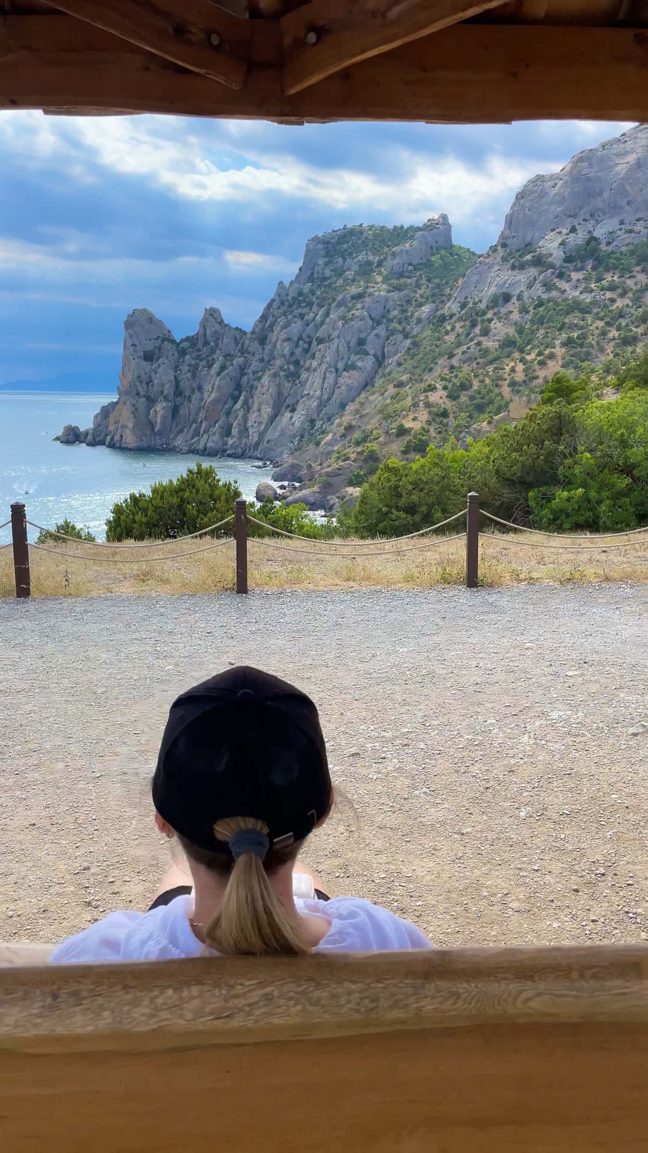 Крым глазами местных. Глазами местных ютуб последнее. Парень мармарис. Глазами местных ютуб последнее. Пляжи крыма 2023.