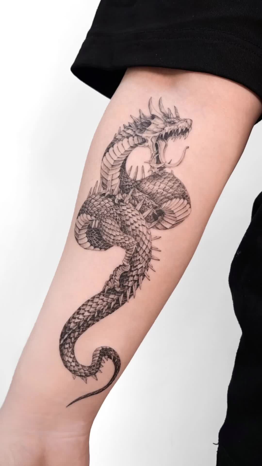 Татуировки драконов для мужчин