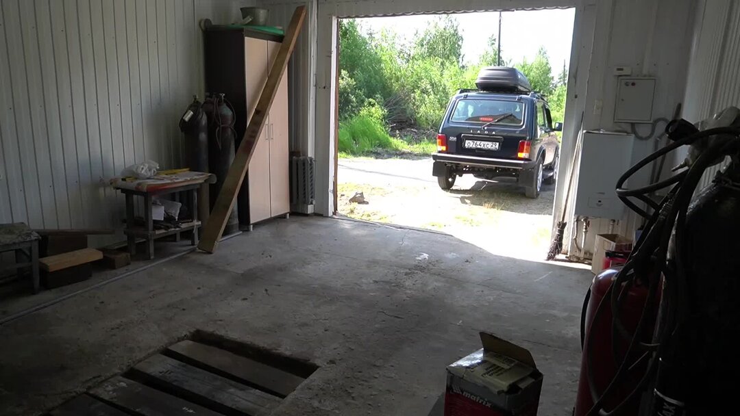 Надоел скрип тормозов! Снимаю задний барабан на Ниве, решаю проблему ...