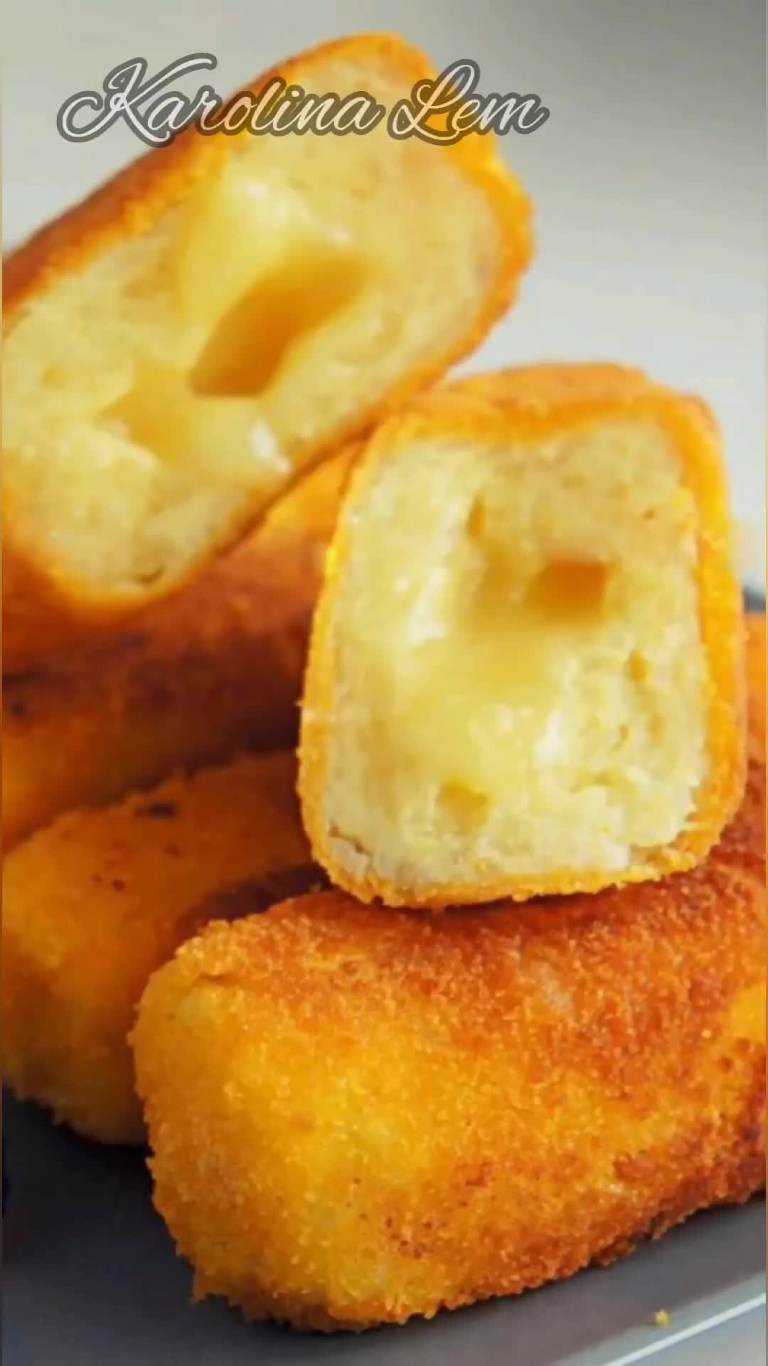 Сырные палочки в картофельной панировке