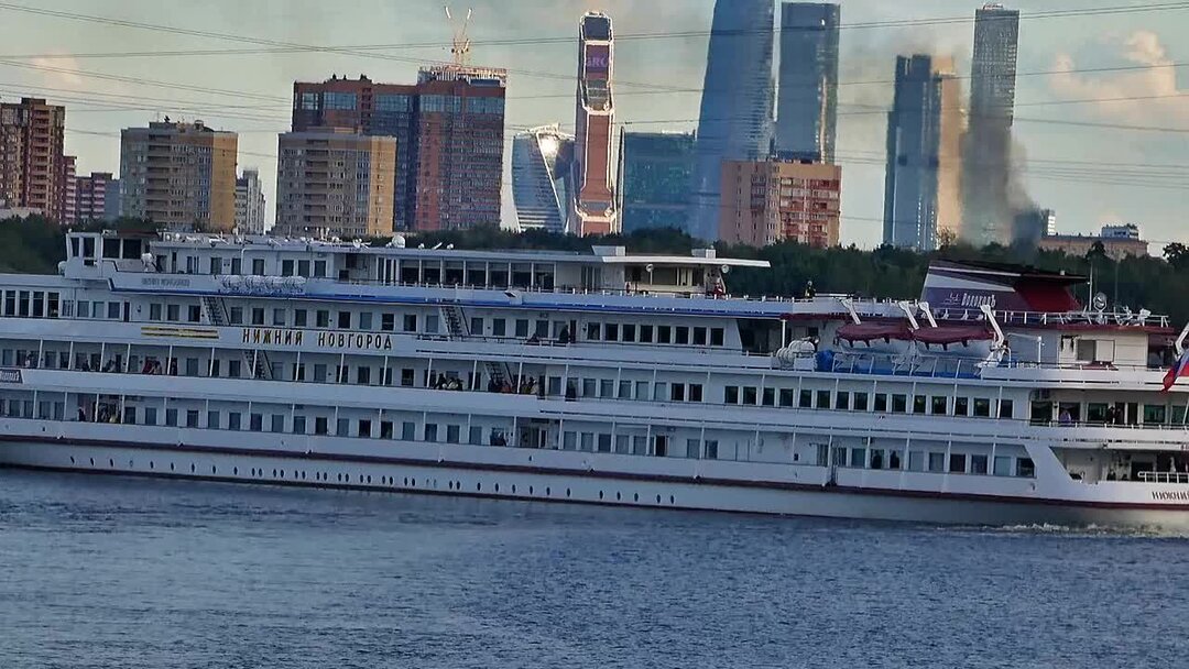 теплоход нижний новгород. теплоход нижний новгород навигация 2023 водоход. теплоход сура нижний новгород. круизный теплоход нижний новгород. речной круиз водоход теплоход нижний новгород.