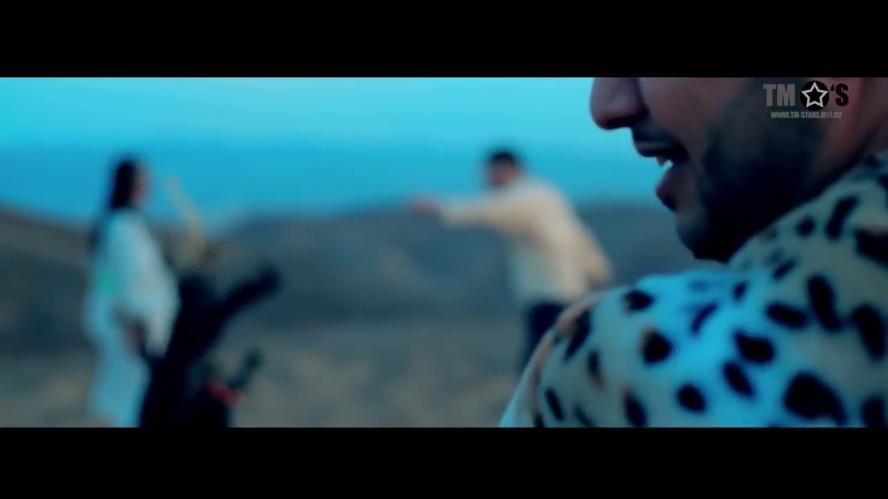 Ka re вот она. Каре половина. Какаджан реджепов семья. Какаджан реджепов жена. Ka re вот она.