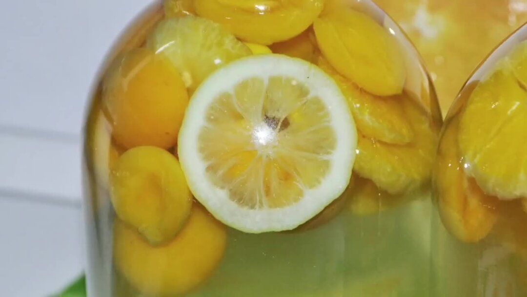Компот с лимонной кислотой