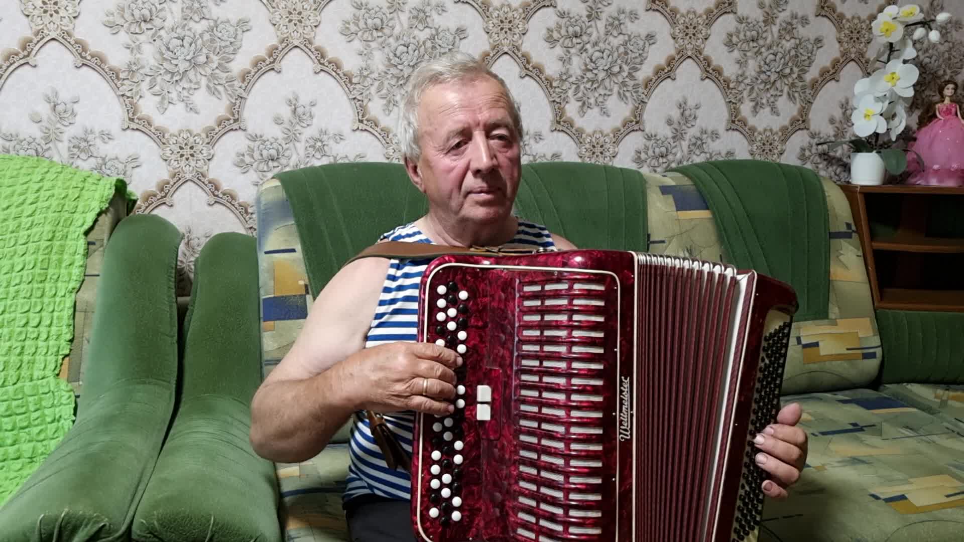 Как играть на гармошке частушки