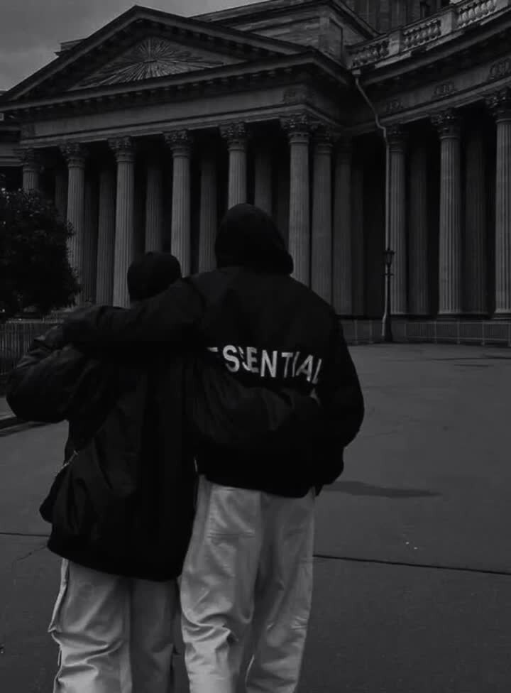 Эллай помню твое. Эллай помню твое. Эллай помню твое. Эллаи я помню твое тело. Эллаи я помню твое тело.