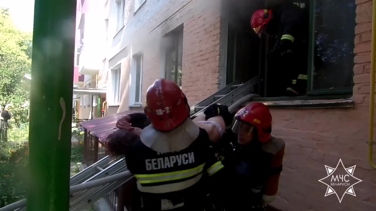 Специалист по ликвидации чс. Чс8 079. Чс 19. Мчс первоуральск. Чс 19.