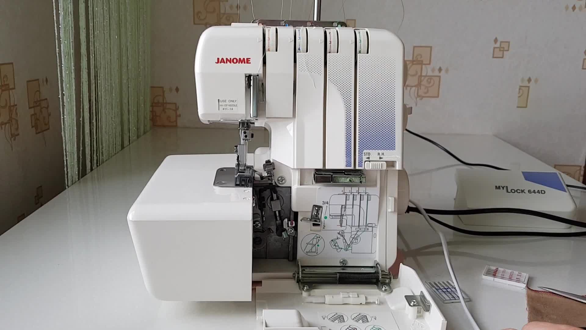 Нитки для машинки джаноме. Оверлок janome 714. Шв машинка janome 3022. Швейная машинка джаноме 5515. Швейная машинка janome 957.