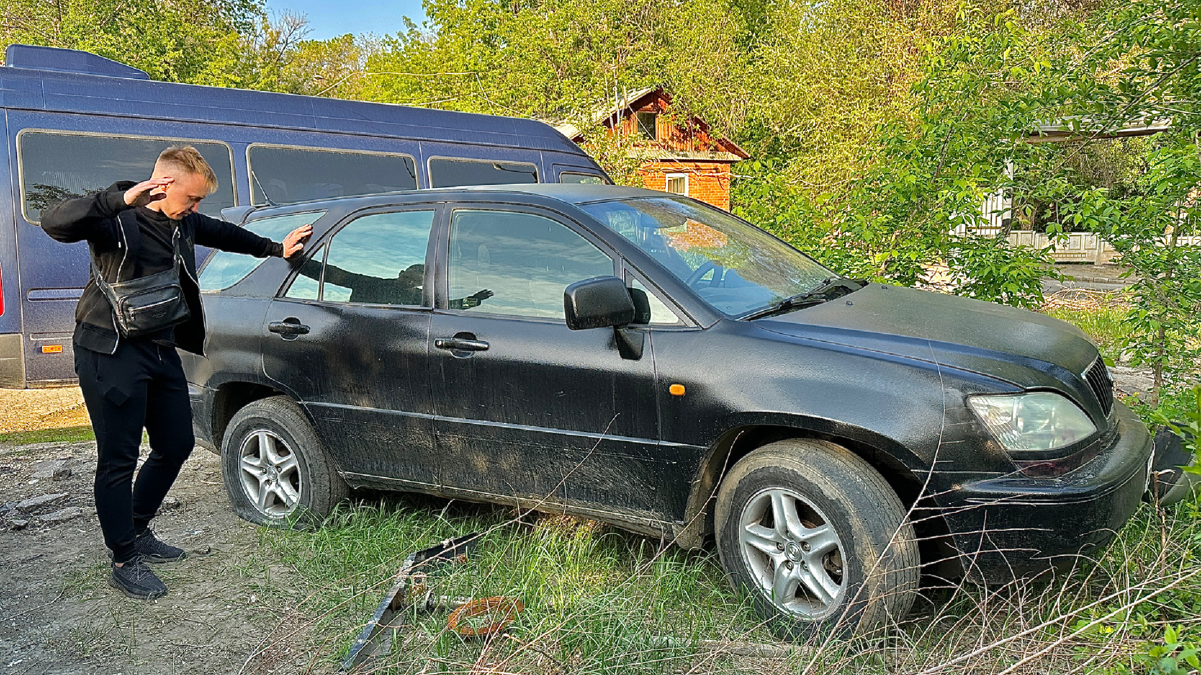 Перекупские движения. Хлам и новый авто. Машина 2111 хлам. Никто в машине\.