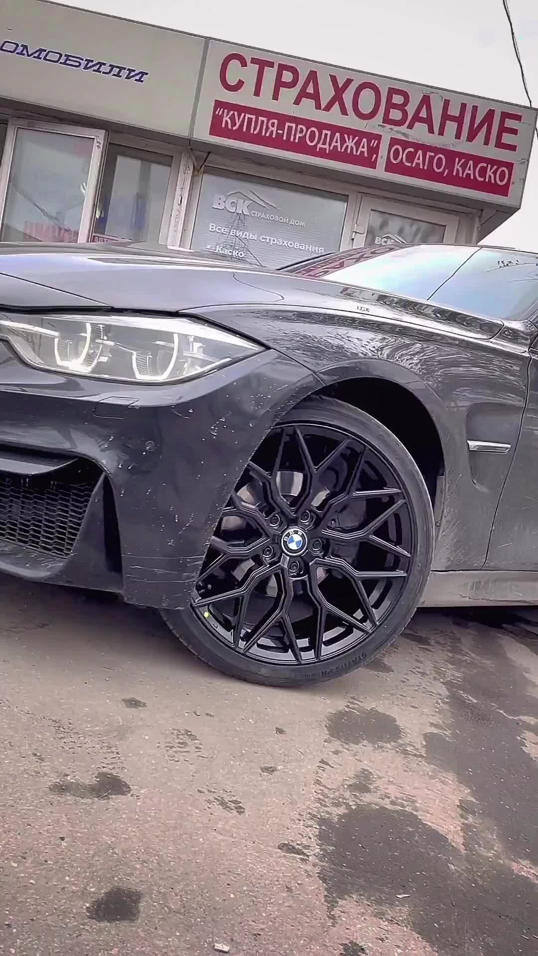 Kolesaclub шины и диски | BMW F30 на KoKo SL507 Gloss Black | Дзен