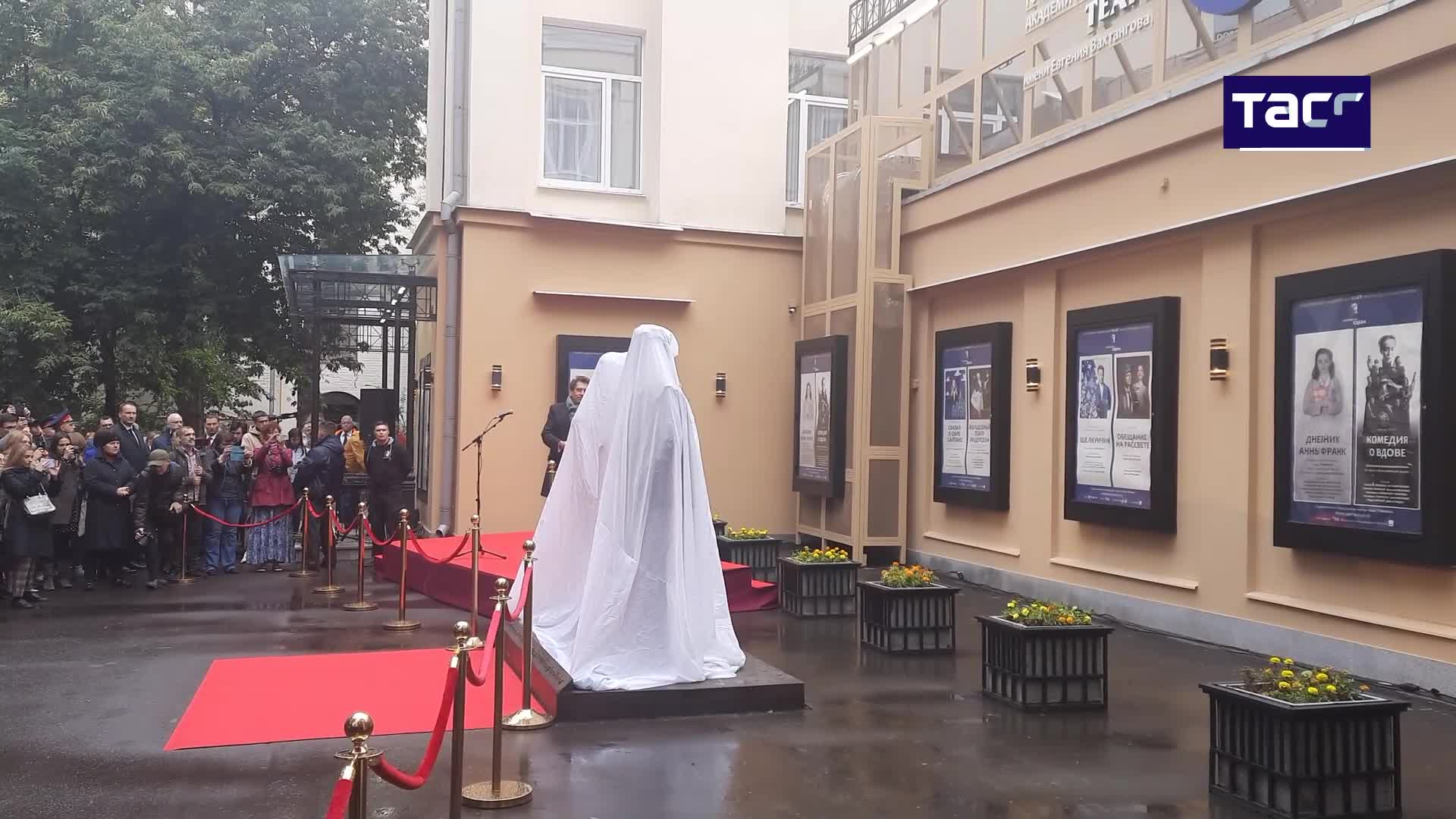 Симоновская сцена театра вахтангова фото зала