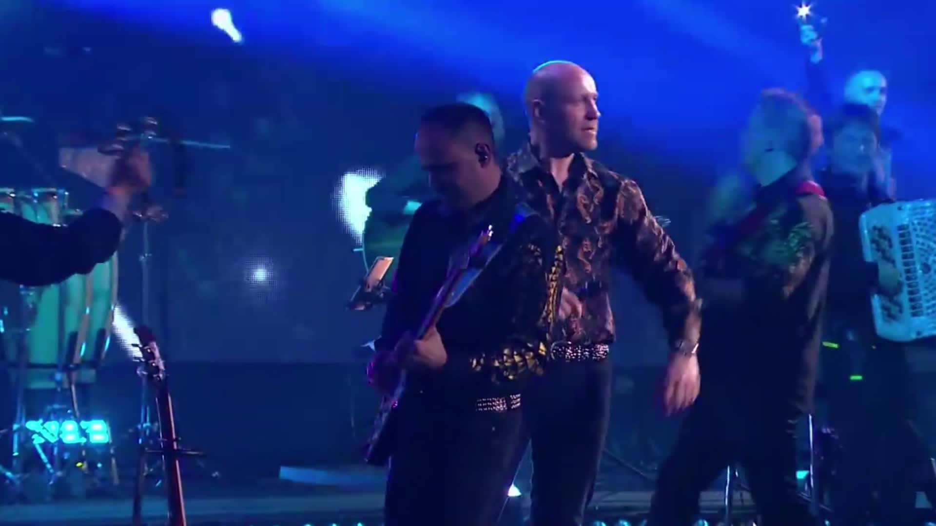 аксенов золотые