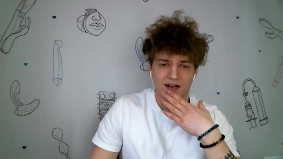 Большой рот лола взрослая. Lola toys логотип. Джей и лола большой рот. Satisfaction lola. Большой рот лола взрослая.