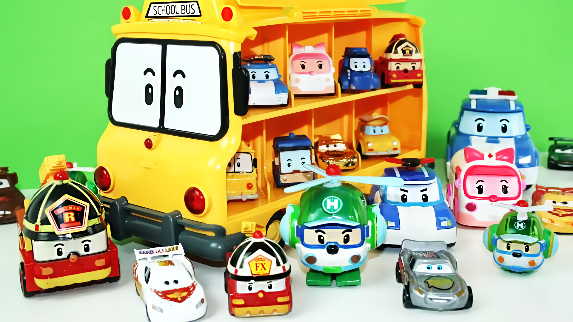 Play bus. Robocar Poli cartoon Truck Toy.