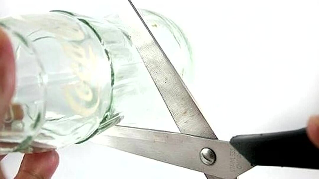 Ножницы чтобы резать стекло. Ножницы чтобы резать стекло. Заточка стекла. Режем стекло ножницами. Резка стекла ножницами.