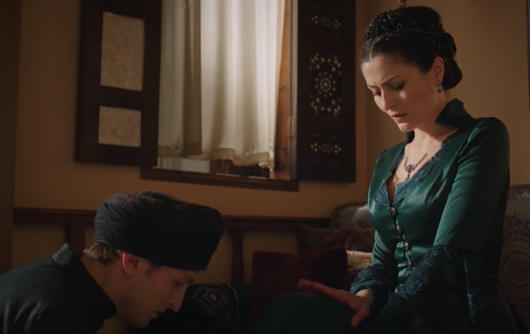 Шах и мерджан. Шах и мерджан. Шах и мерджан. Шах и мерджан ага. Слуга шах султан мерджан актер.