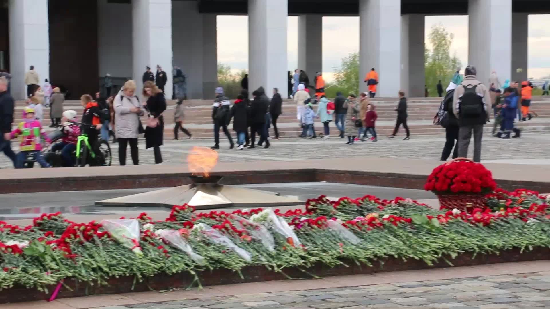 вечный огонь на поклонной горе в москве