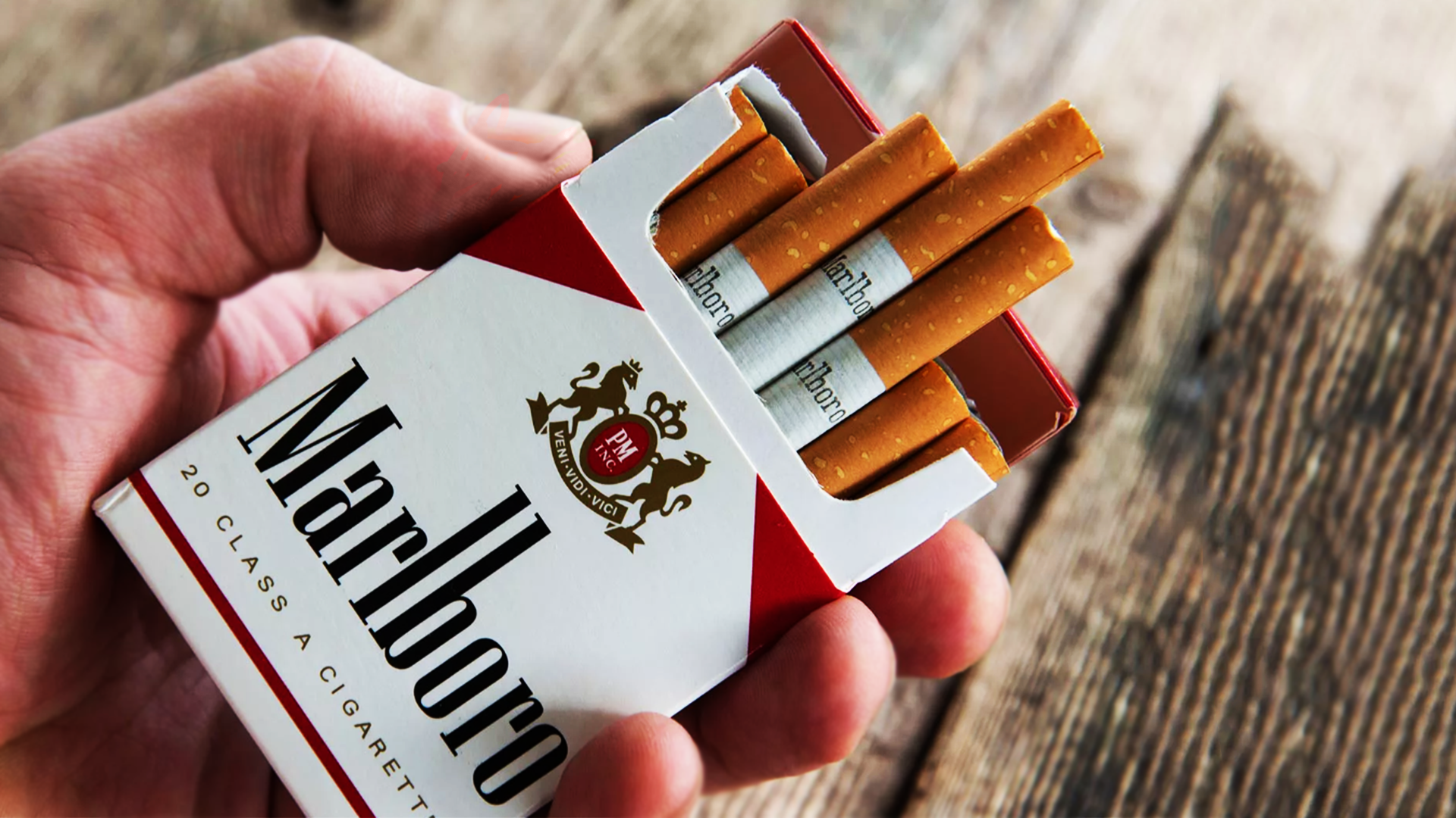 Сигареты marlboro. Пачка мальборо 2023. Мальборо 1910. Marlboro обои. Мальборо черный ментол.
