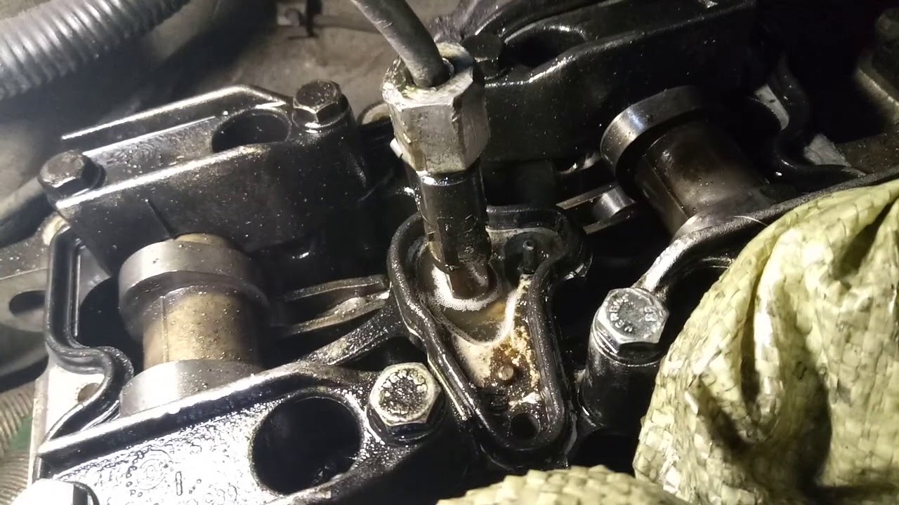 Ssangyong kyron 2008 2. Гбц кайрон 2. Снимаем форсунки кайрон. Съемник форсунок кайрон дизель 2. Снятие форсунки кайрон дизель.