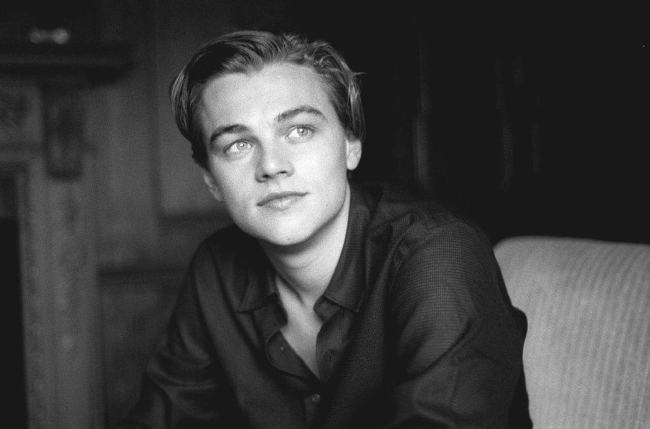 Young leonardo dicaprio. Леонардо ди Каприо в молодости. Леонардо ди Каприо в МО. Леонардо ди Каприо мол. Леонардо ДИКАПРИО В молодости.