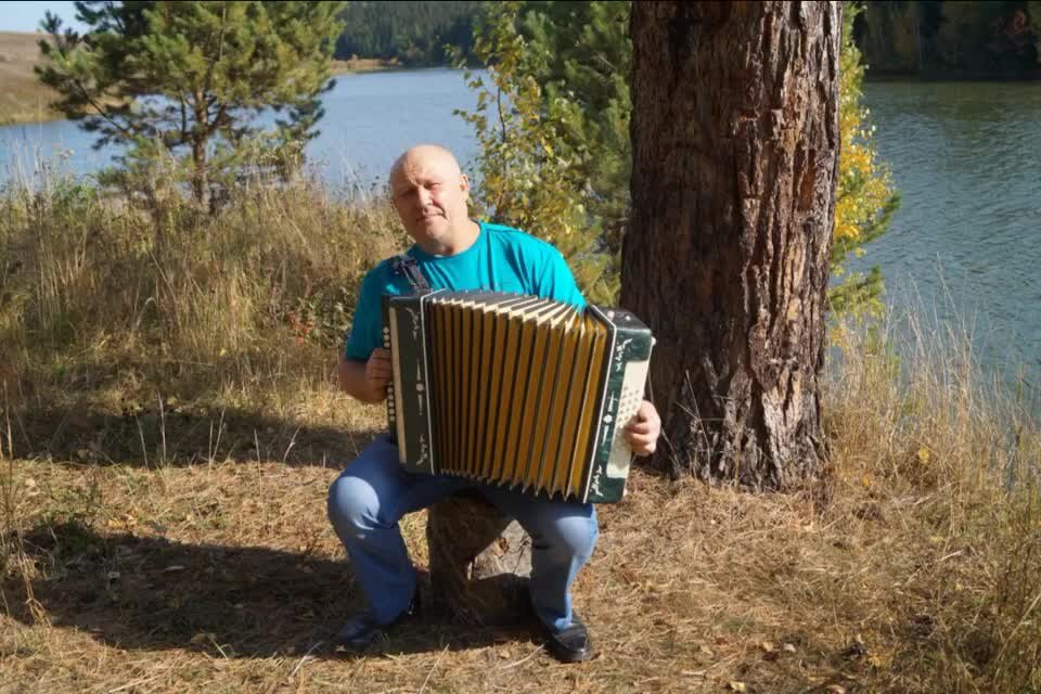 Деревенская гармонь. Гармонист тальяночка. Баян. Гармонь душа. Гармонь душа.