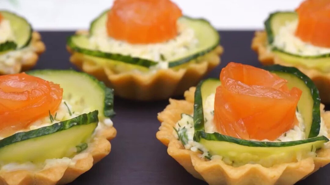 Креветочный крем. Креветочный крем. Тарталетки с сыром авокадо и рыбой. Тарталетки с сыром авокадо и рыбой. Тарталетки с авокадо и красной рыбой.