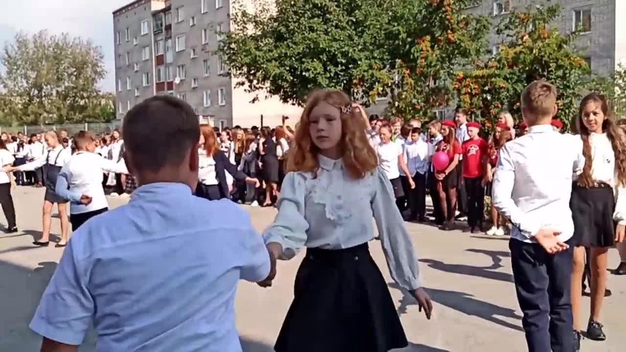 вальс первого учителя. гороховец. кружится вальс над землей. учителя 1 школы нововоронеж. школа г.