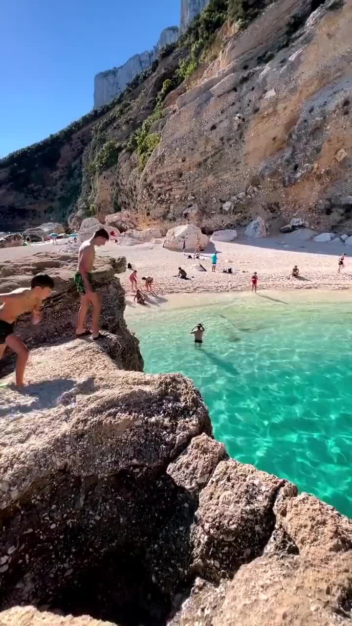 Пляж кала Мариолу Италия