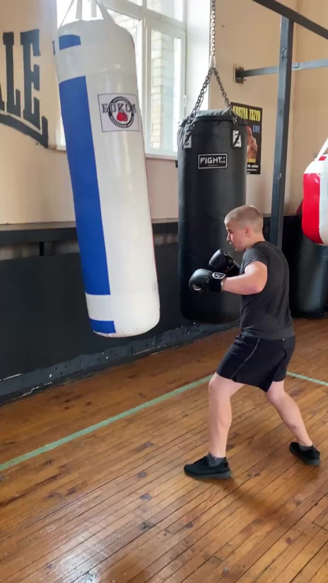 Зал бокса в Тамбове «STREET BOXING GYM» | Работа на снаряде 🥊🦾#бокс  #тамбов #тамбовскаяобласть #boxing #спортивныйзал #тренировка  #индивидуальныйподход #спорт #боксер #школабокса | Дзен