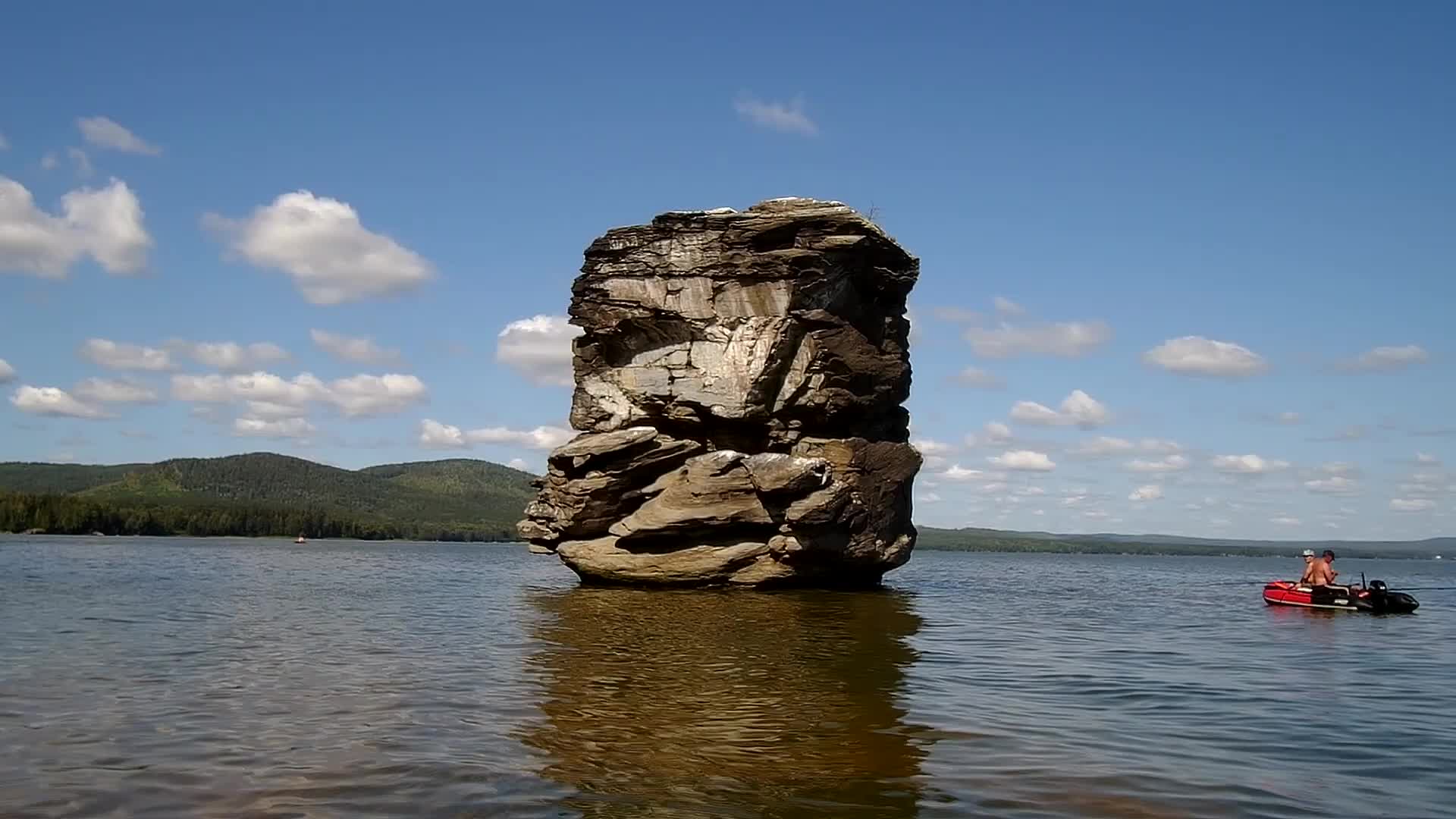 озеро иткуль шайтан камень