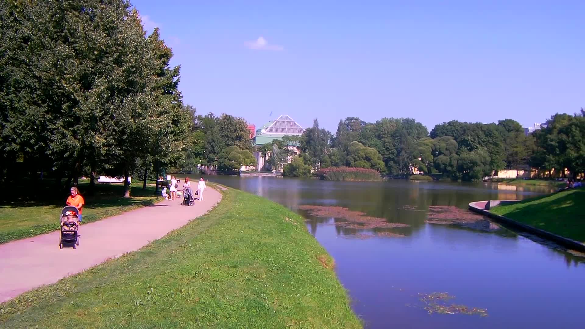 таврический сад в санкт петербурге фото