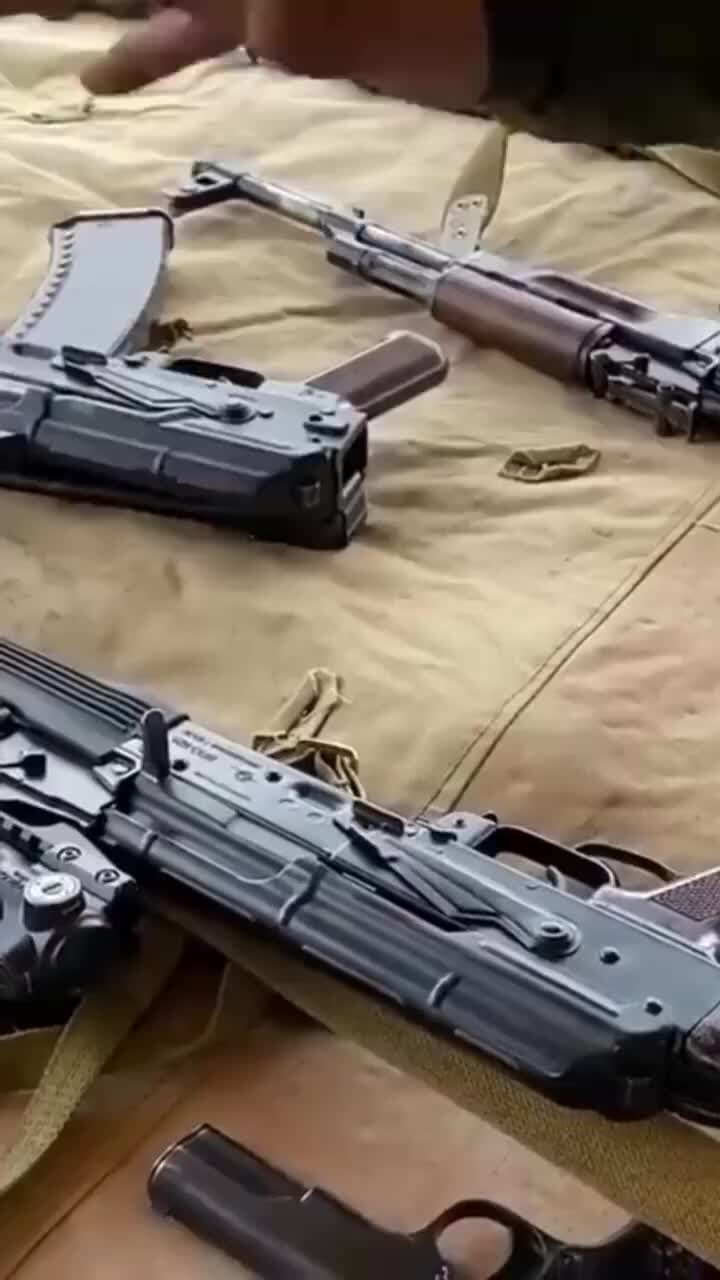 Миклухо Макфлай исторический клуб | Чем новый АК12 хуже старого ...