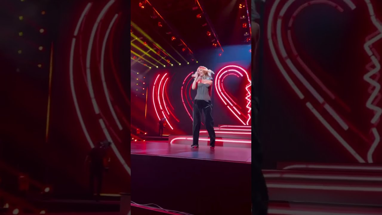 Песня валерии потеряла сердце. Песня валерии потеряла сердце. Песня валерии потеряла сердце. Песня валерии потеряла сердце. Жара тв 2022.