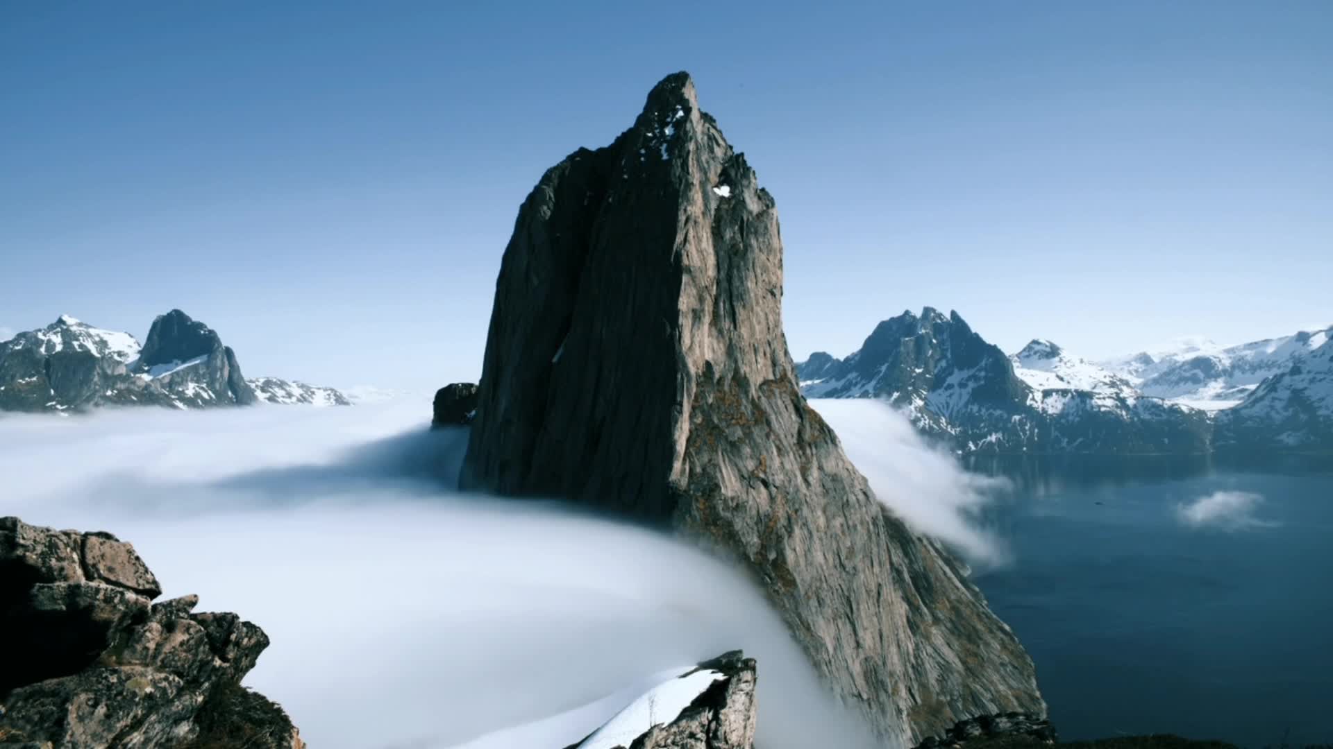 Поющие горы. Транс в горах. Горы видео. Фон для Зума природа горы. Стоковое видео горы.