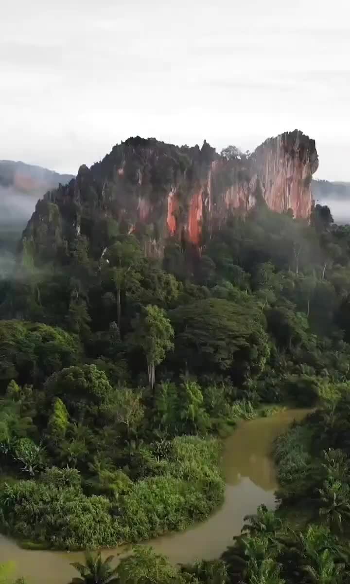 Пханг Нга мальчик из Тайланда