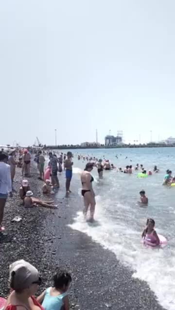 Сочи август 2023. Сочи пляж. Черное море пляж. Сочи море. Пляж в Сочи сейчас.