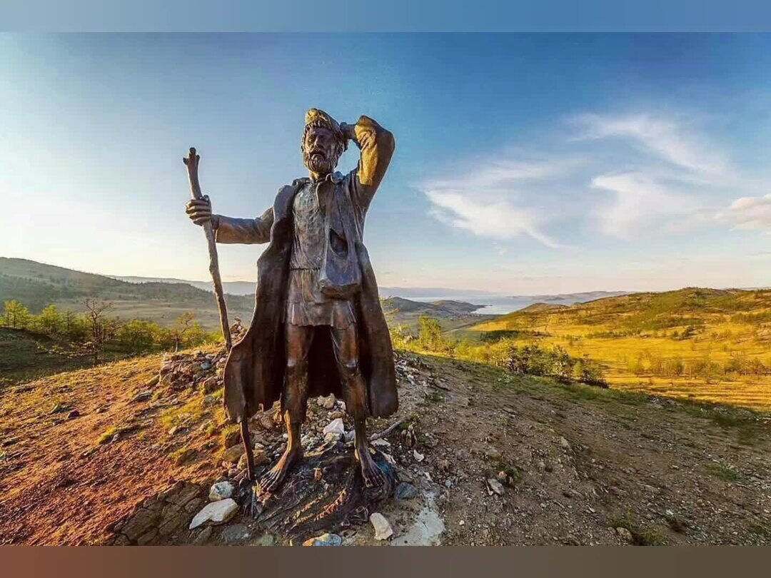 Чайф по диким степям забайкалья. Памятник бродяге Ольхон. Памятник по диким степям Забайкалья. Пою тихим степям Забайкалья. Памятник бродяге на Байкале.