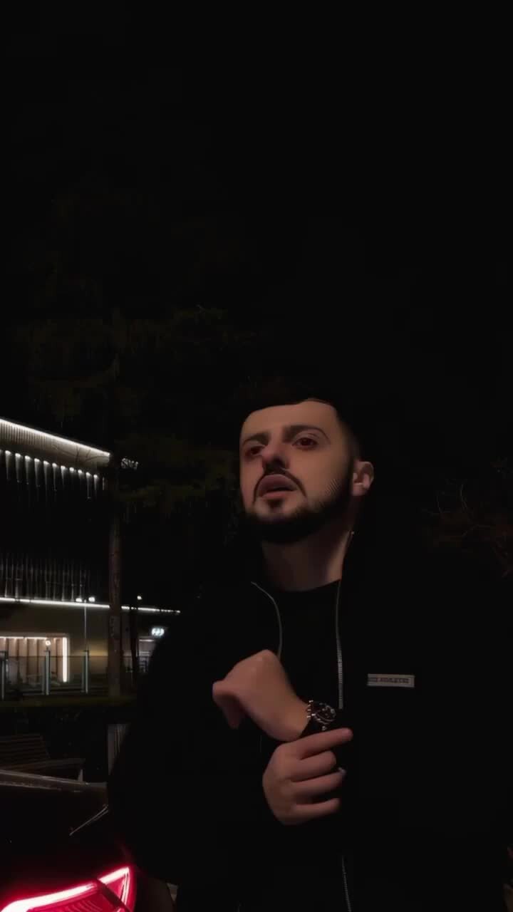 A v a goro она близко. G, goro. V. Она близко a. A v a goro она близко.