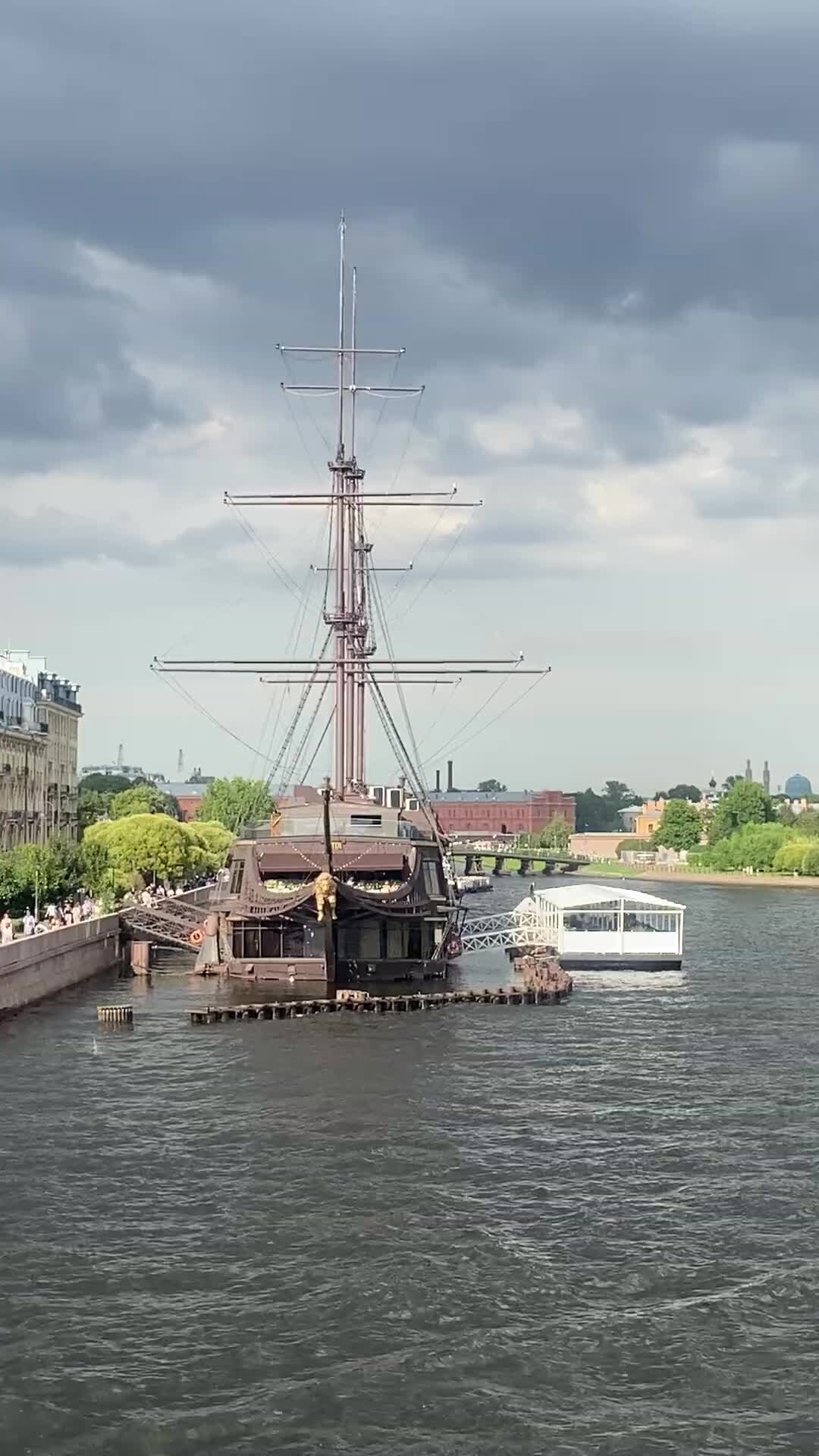 ресторан летучий голландец санкт петербург