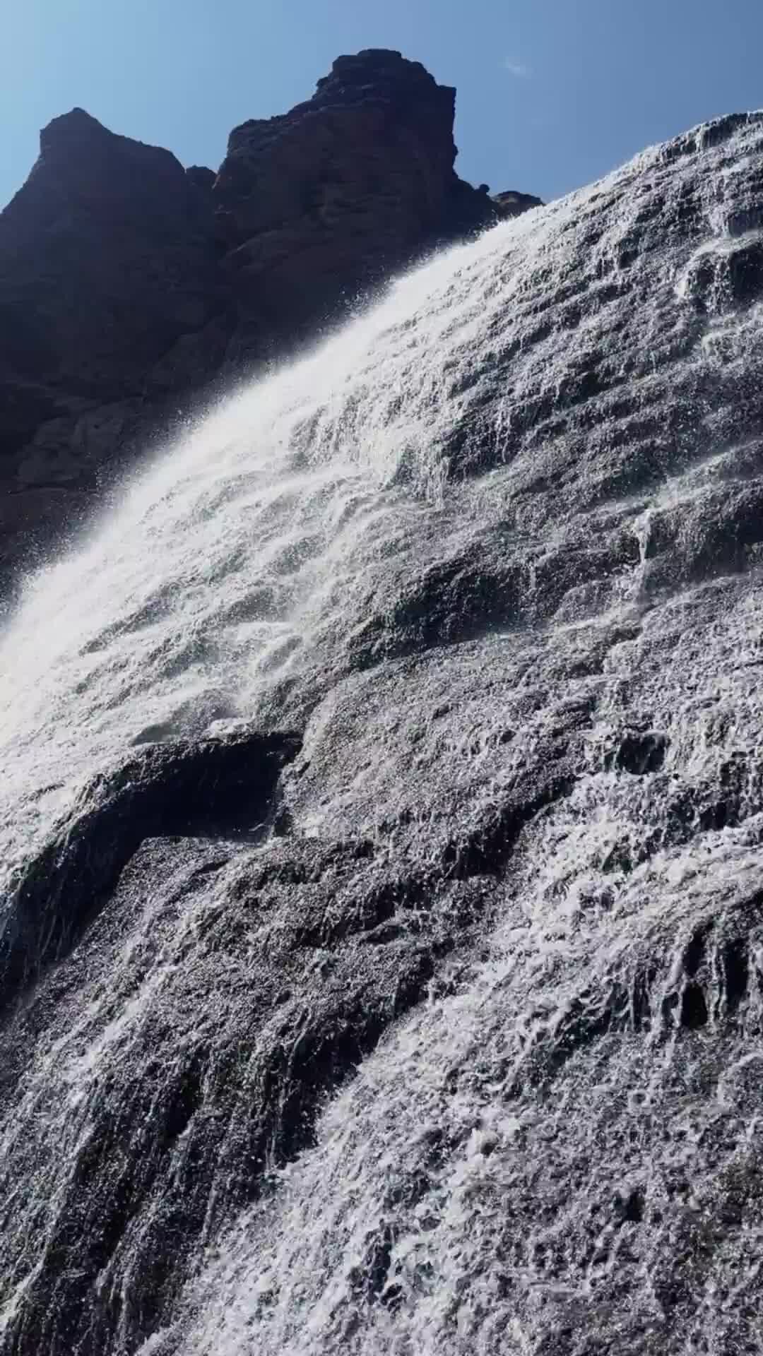 Водопад девичьи косы Итуруп