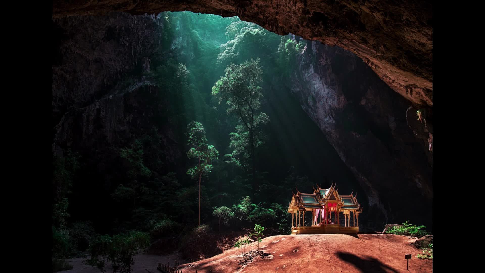 Cave v. Пещера Прайя Накхон (Phraya Nakhon Cave). Пещера Прайя Тайланд. Прая након (Phraya Nakhon), Таиланд. Таиланд. Пещера Phraya Nakorn.