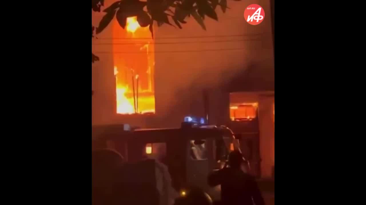 пожар на ушинского сегодня спб. спб пожар на ушинского 24 сентября 2021. пожар на ушинского сегодня спб. ушинского пожар. пожар на ушинского сегодня спб.