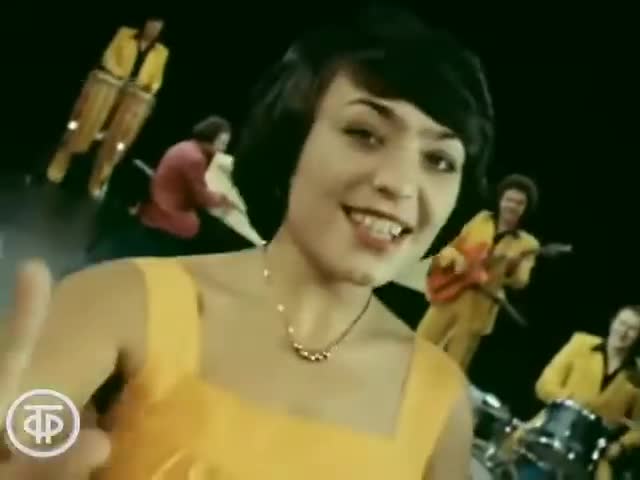 Поющие гитары - синяя песня. Синий синий иней ноты. Синий синий иней ансамбль. Синий иней песня. Певица виа синий синий иней.