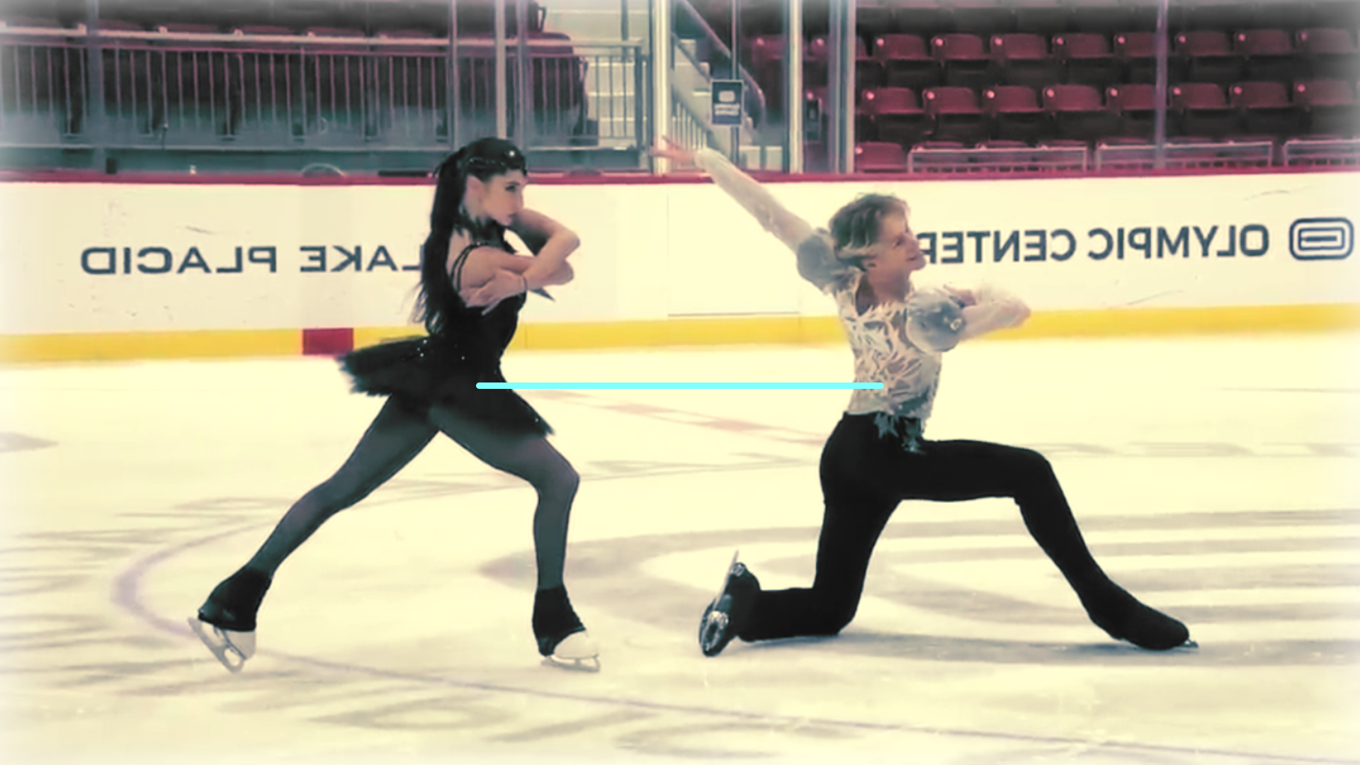 Фигуристы смолкин и дэвис фото. Глеб смолкин фигурист. Диана дэвис и глеб смолкин. Диана дэвис фото. Диана дэвис олимпиада 2022.