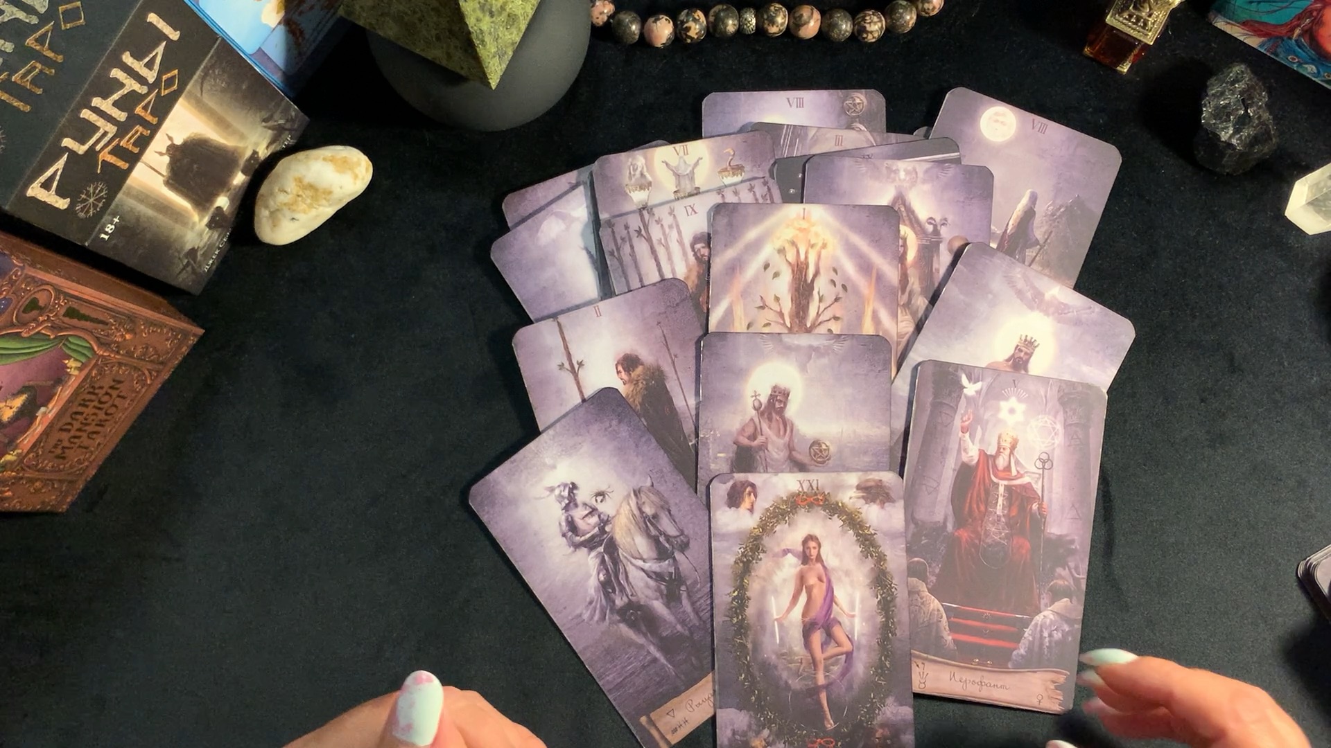 расклад события на пороге. ответы таро видео. ответ у таро новые. ответ у таро. ответ у таро.
