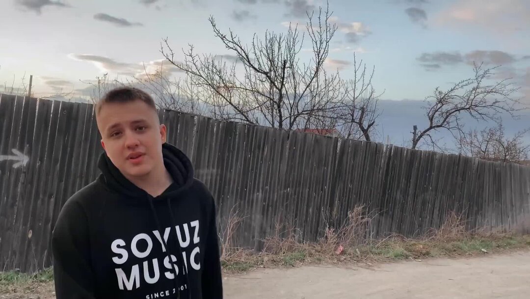 Wellay помню ту девчонку. Помню mealon. Невеста wellay, t1one. Wellay помню ту девчонку. Эдик аракчеев - помню ту девчонку.