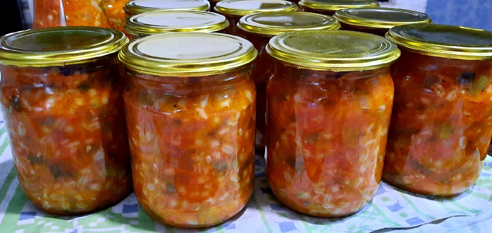 Заправка для солянки на зиму. Рассольник в банке. Огурцы на зиму для рассольника и солянки. Заправка для солянок и рассольников на зиму. Заготовки на зиму солянка.