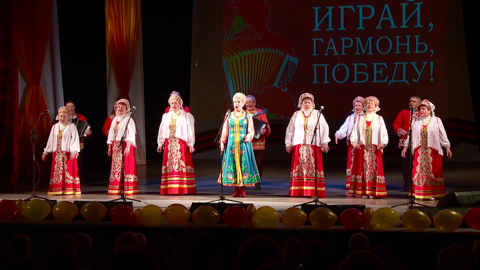 Ой калина ой малина в речке. Сладка ягода ой калина ой малина. Сладка ягода песня. Обложка трека сладка ягода. Женщина и рябина.