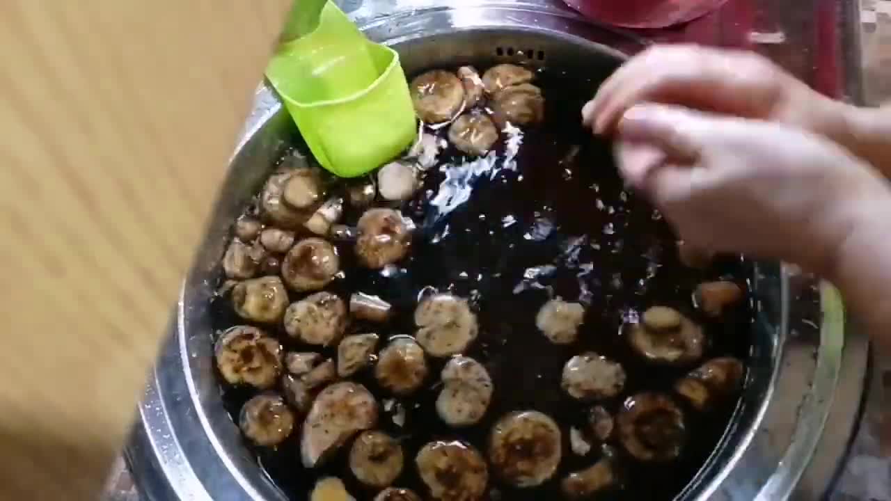 жареные грибы с картошкой в духовке