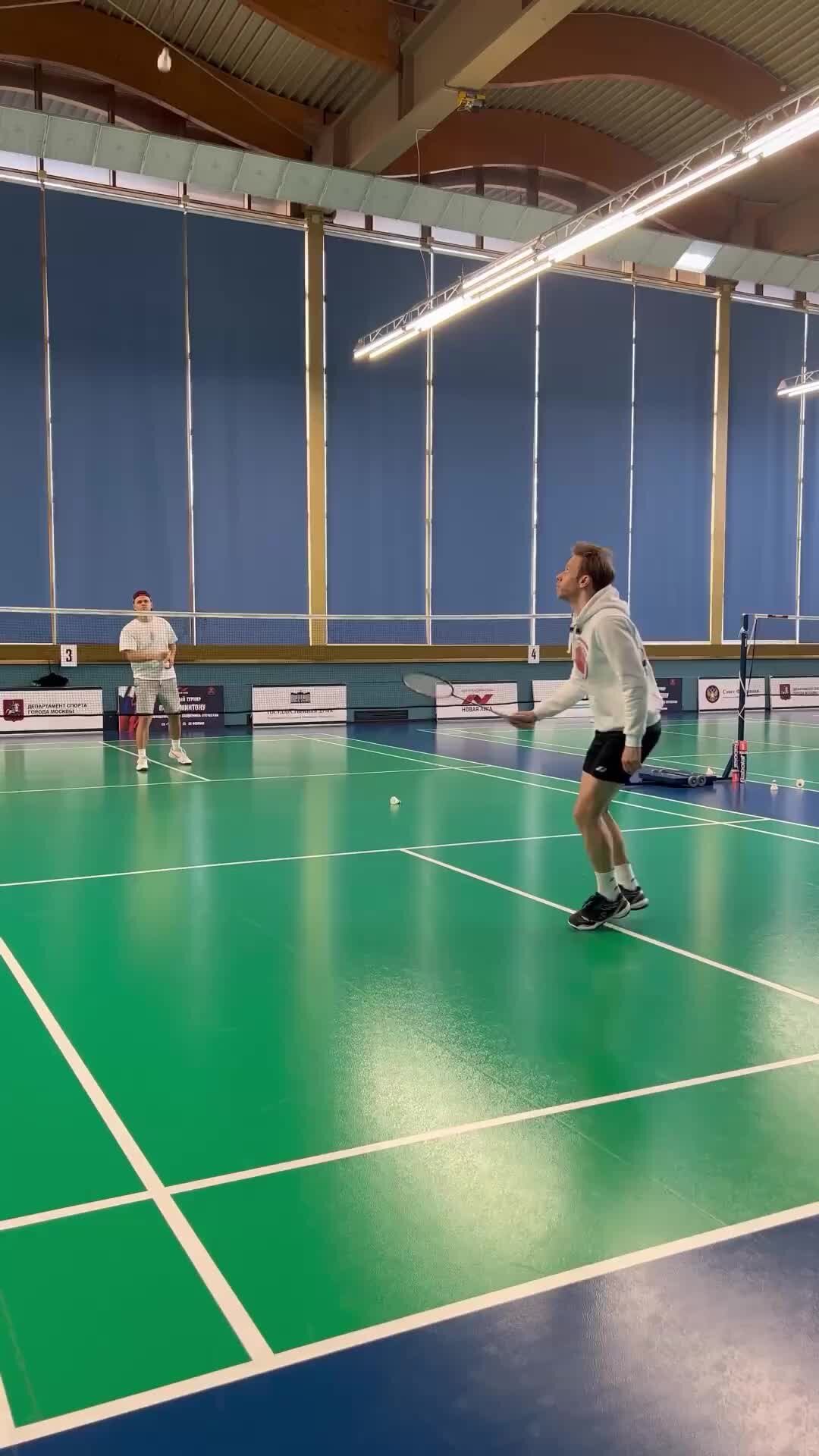 BadmintonOpen | Как бить бэкхенд в диагональ правильно #бадминтон | Дзен